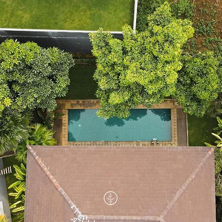 Oyama City View Villa 4 Bedrooms With A Private Swimming Pool Bandung Esterno foto